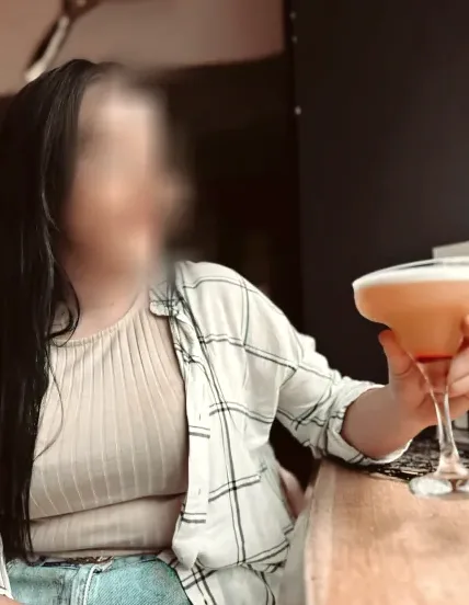 Cindy, 20