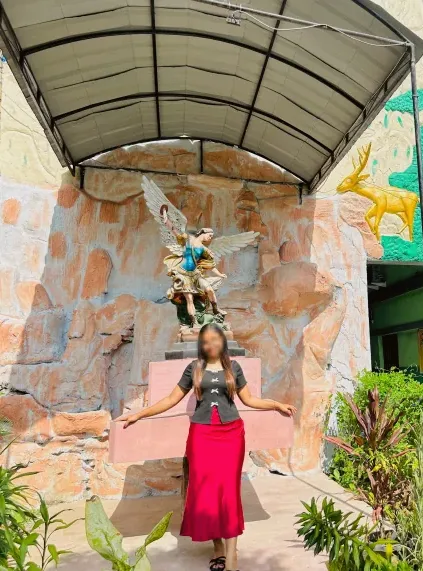 Cynthia, 29