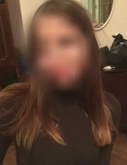 Isabel, 29