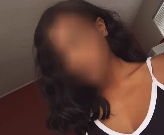 Leyla, 25