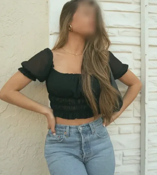 Nour, 34